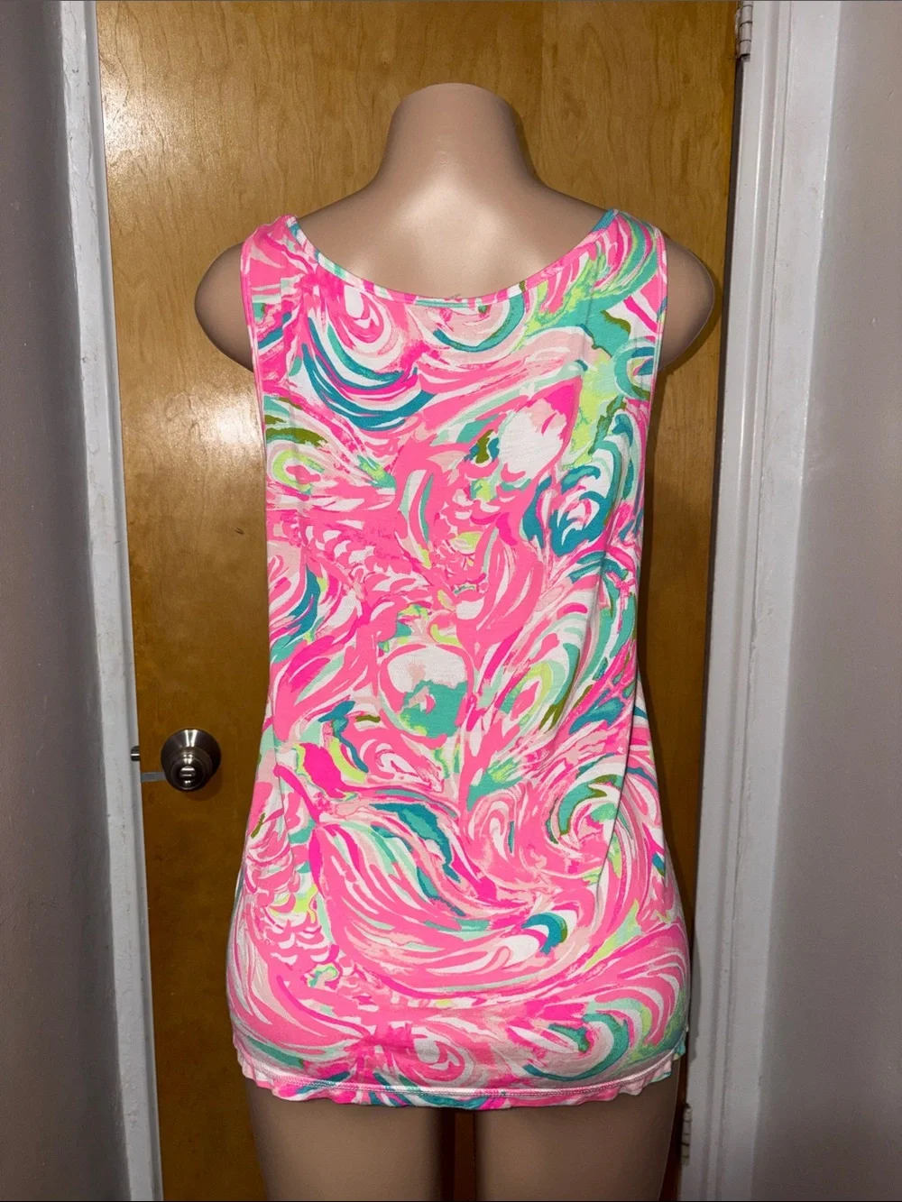 Lilly Pulitzer Pink Aqua Green White Swirl Tank - Picture 3 of 4